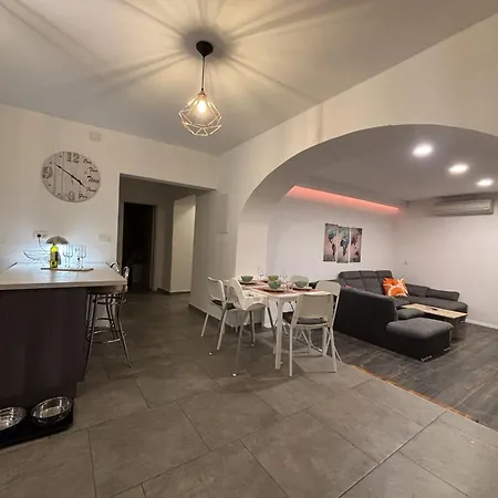 Soul & Travel Ac And Wifi Croazia Apartman